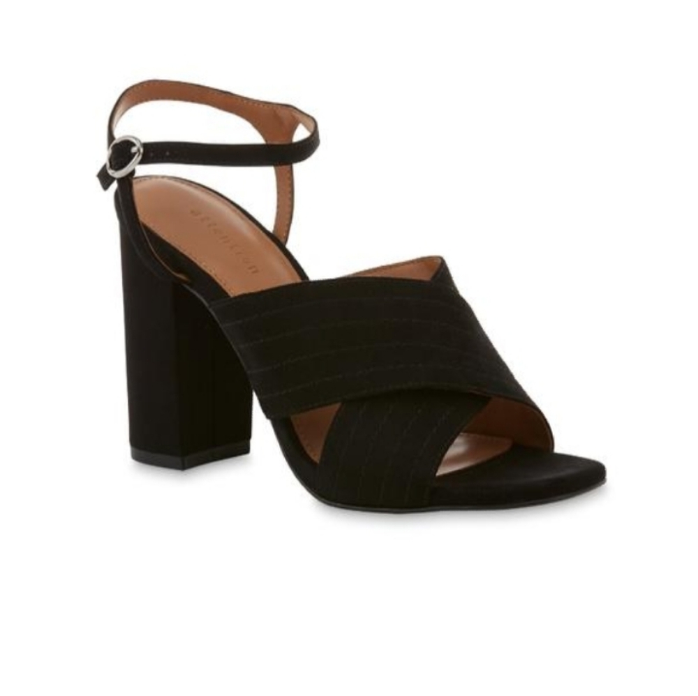 Attention women's black  dress Sandals Sz 10